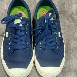 Cariuma Blue and White Sneakers